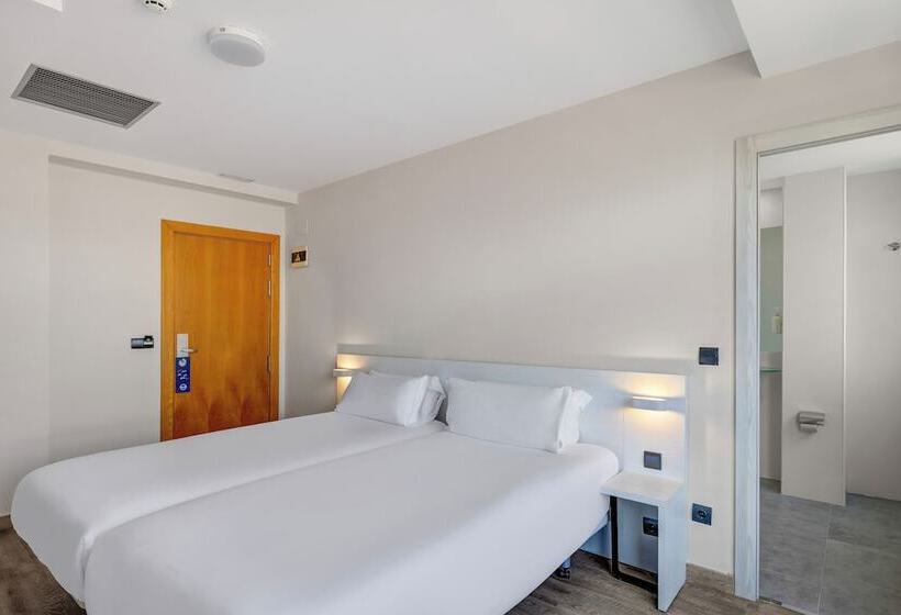 家庭间, B&b Hotel Vigo