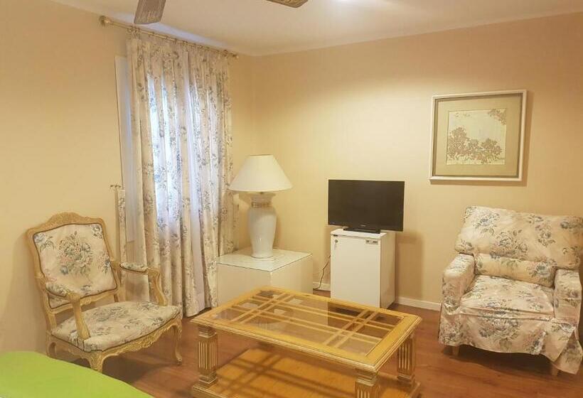 Четырехместный Номер Economy, Del Carme