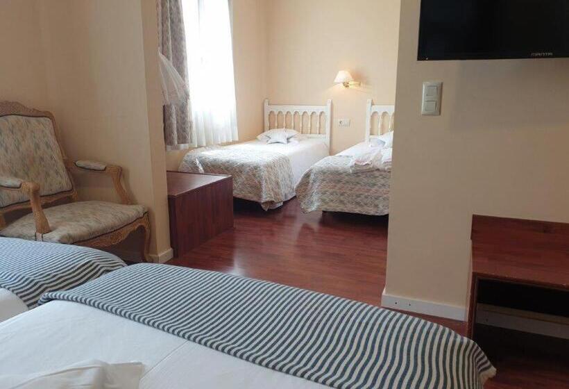 Четырехместный Номер Economy, Del Carme