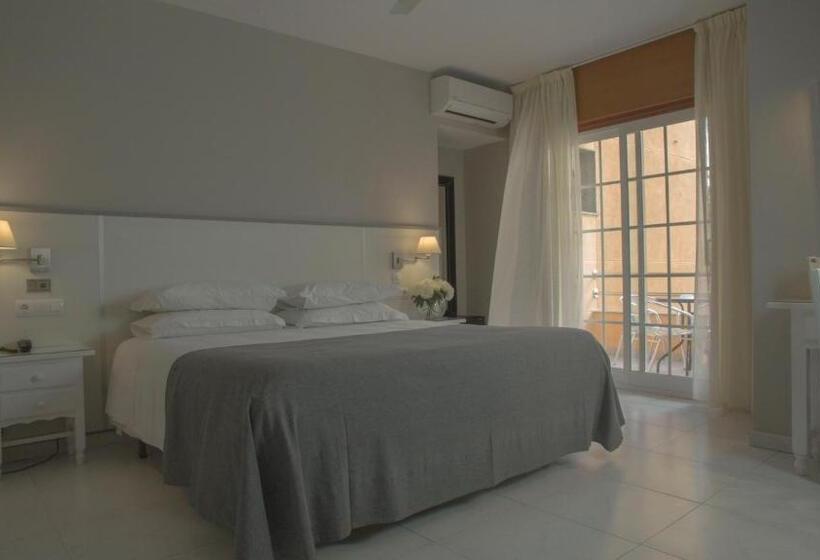 اتاق استاندارد با بالکن, Ancora Sanxenxo