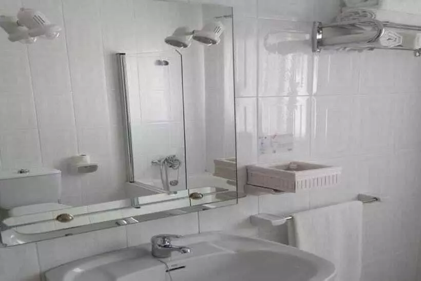 Deluxe Værelse, Argos
