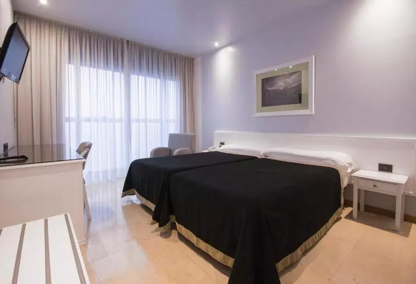 Standard-huone, Auditorio Santiago & Spa