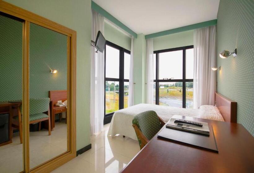 이코노미 룸, Auditorio Santiago & Spa