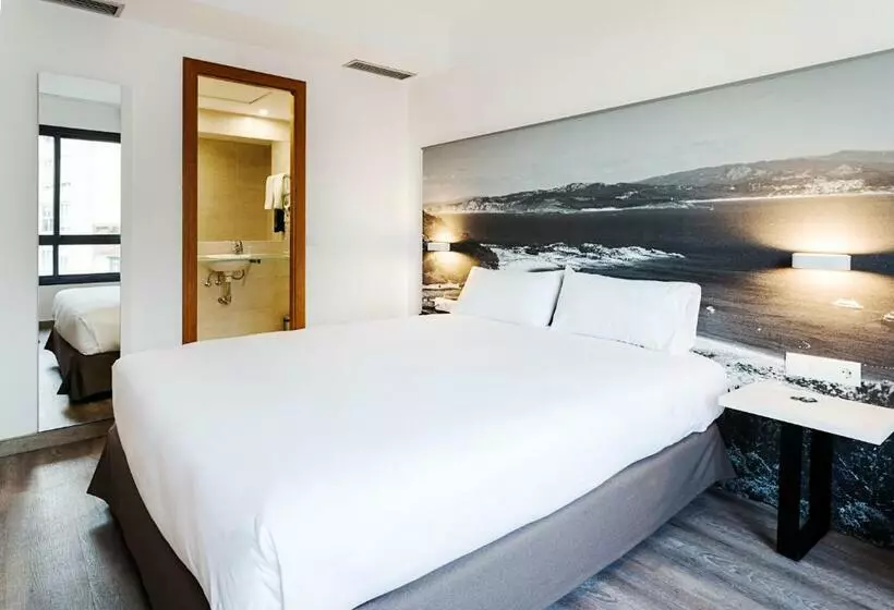 اتاق استاندارد, B&b Hotel Vigo