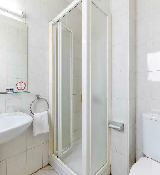 اتاق استاندارد یک نفره, Can Peixan