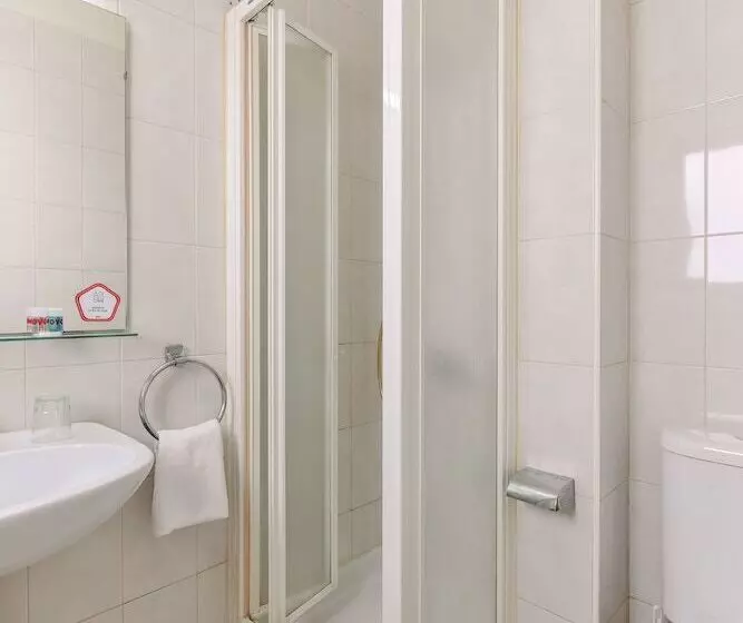 Standart Tek Kişilik Oda, Can Peixan