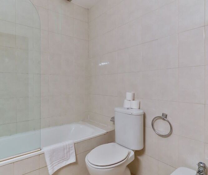 اتاق استاندارد, Can Peixan