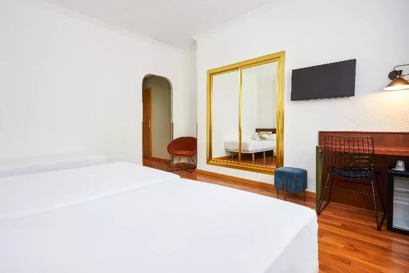 اتاق استاندارد سه نفره, Casón Del Tormes By Happyculture