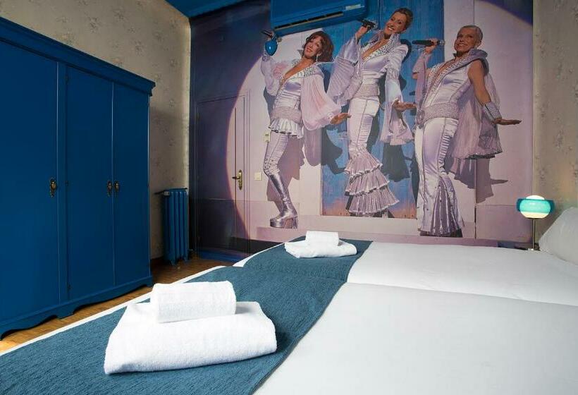 StandaardKamer, Casual Del Teatro Madrid