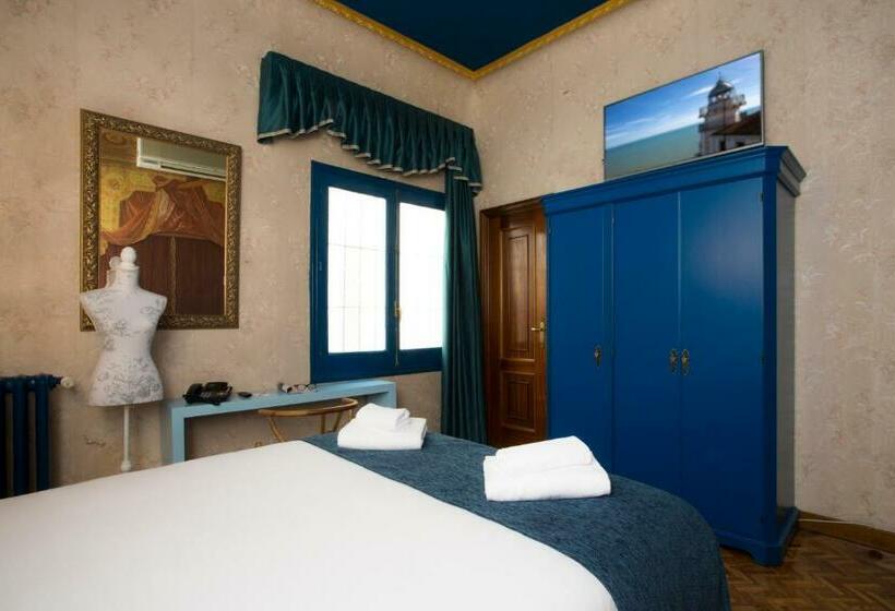 StandaardKamer, Casual Del Teatro Madrid