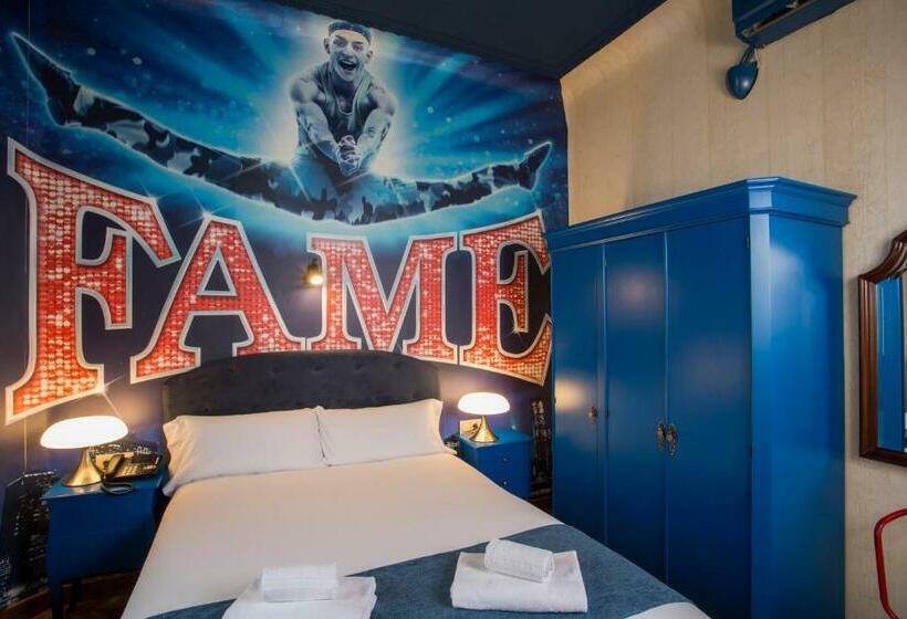 StandaardKamer, Casual Del Teatro Madrid