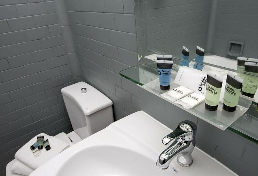 StandaardKamer, Casual Del Teatro Madrid