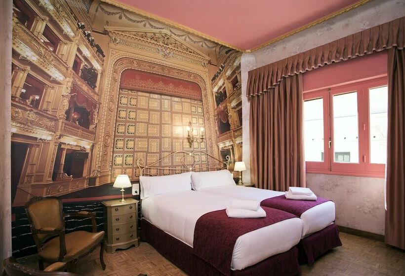 StandaardKamer, Casual Del Teatro Madrid