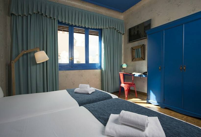 StandaardKamer, Casual Del Teatro Madrid