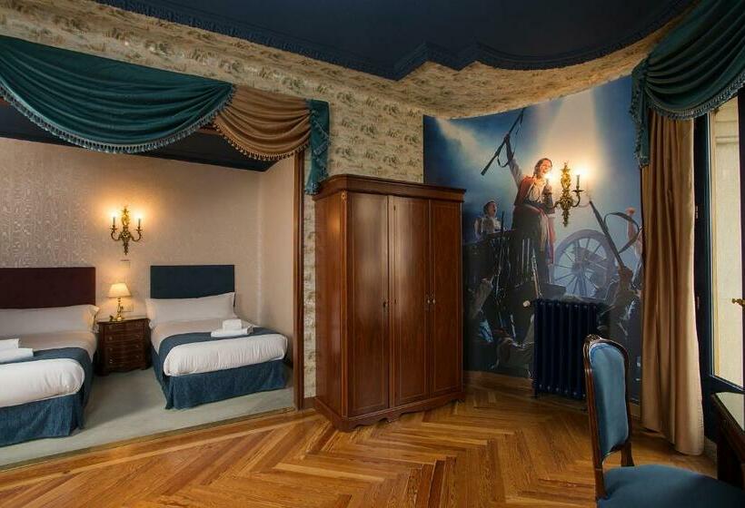 Standaard Driepersoonskamer, Casual Del Teatro Madrid