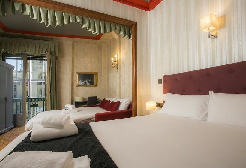 Standaard Driepersoonskamer, Casual Del Teatro Madrid