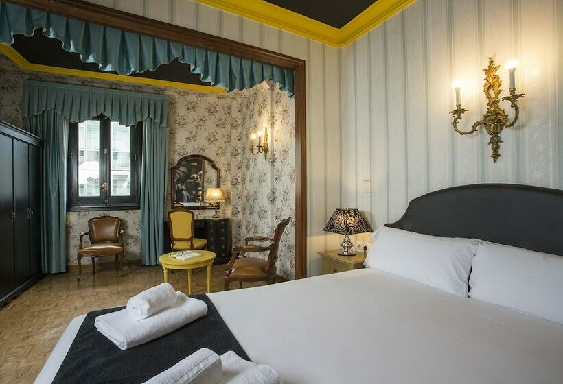 Standaard Driepersoonskamer, Casual Del Teatro Madrid