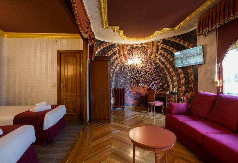 اتاق استاندارد چهار تخته, Casual Del Teatro Madrid
