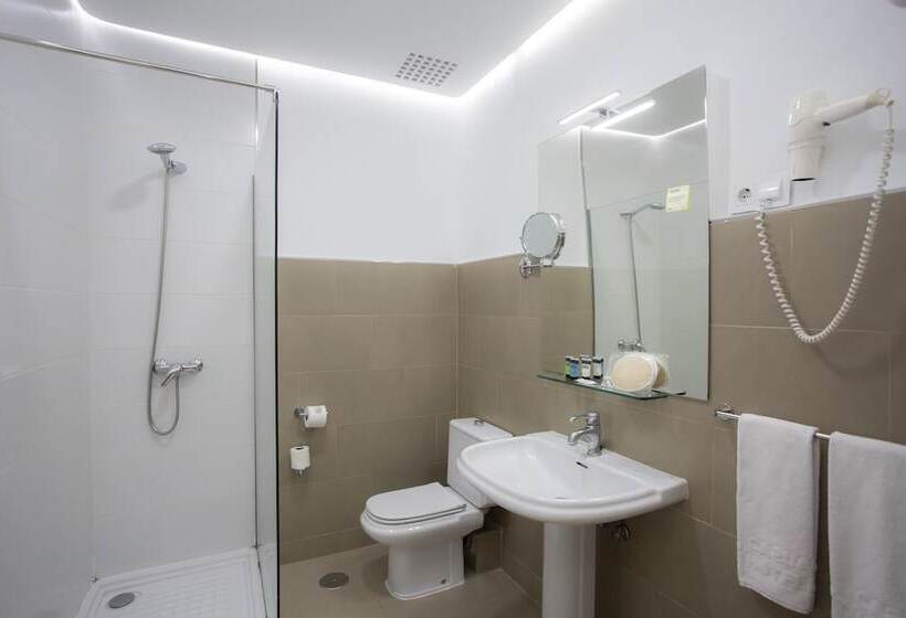 StandaardKamer, Casual Del Teatro Madrid