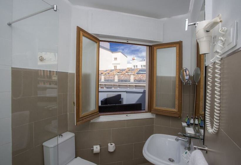 Standaard Driepersoonskamer, Casual Del Teatro Madrid