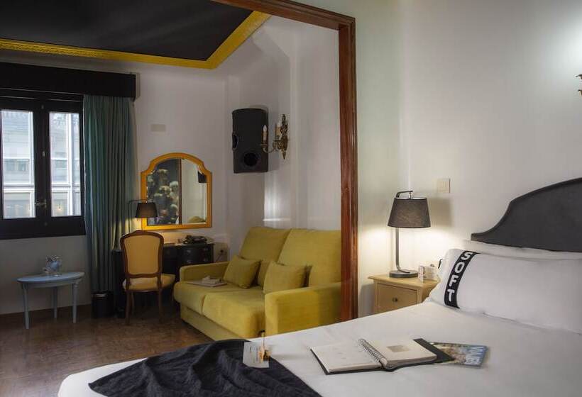 Standaard Driepersoonskamer, Casual Del Teatro Madrid