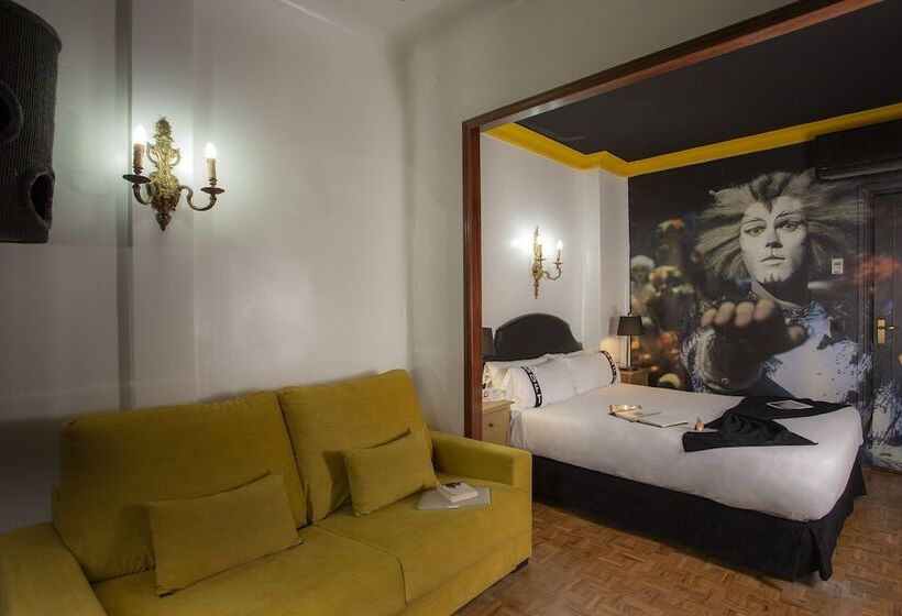 Standaard Driepersoonskamer, Casual Del Teatro Madrid