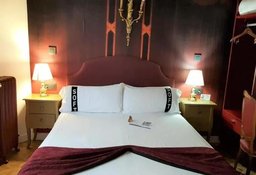 اتاق عادی, Casual Del Teatro Madrid