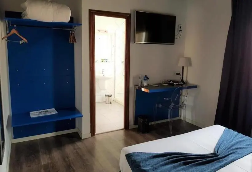 اتاق عادی, Casual Del Teatro Madrid