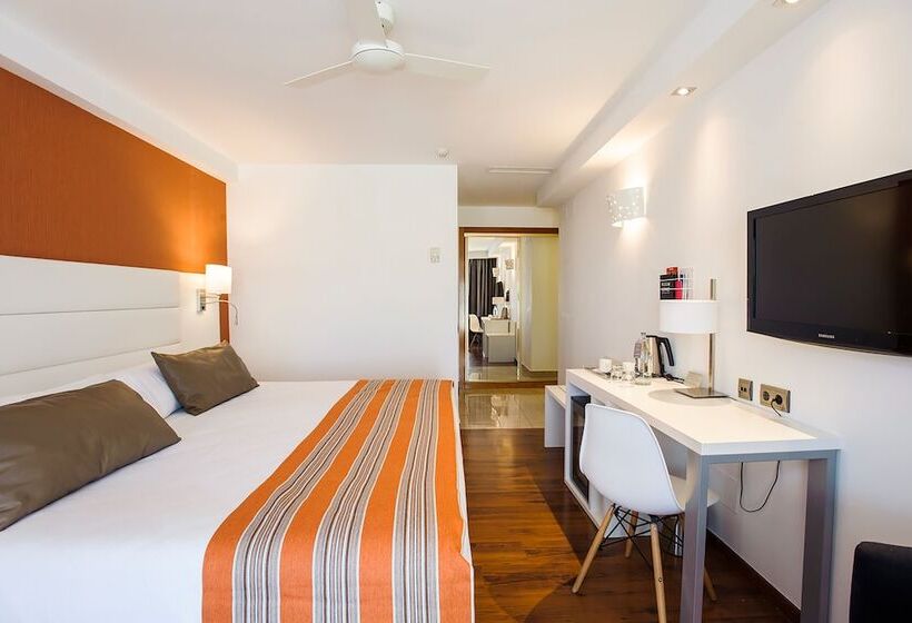 اتاق استاندارد با تراس, Catalonia Conde de Floridablanca