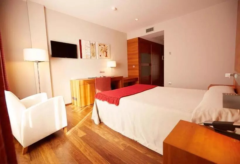 Habitació Estàndard, Ego