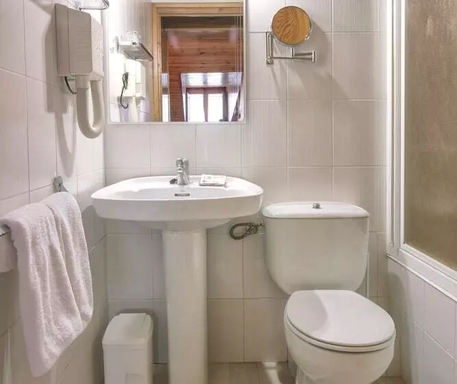 StandaardKamer, Farré D'avall