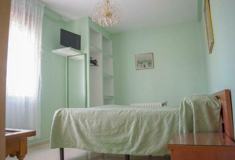 スタンダードルーム, Galicia