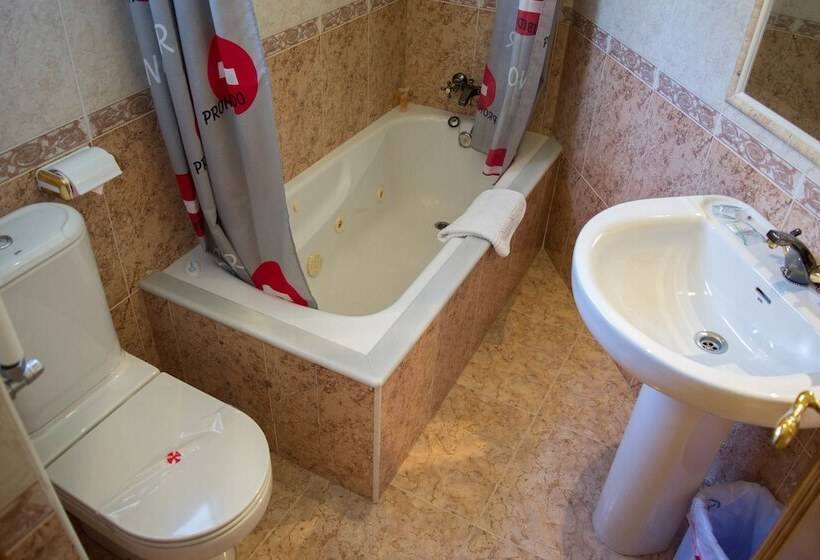 スタンダードルーム, Galicia