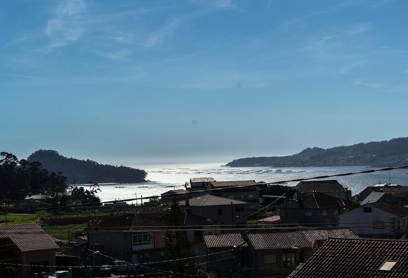 エコノミー４人部屋, Galicia