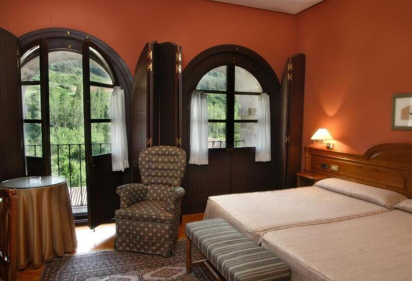 اتاق استاندارد, Hostería Del Monasterio De San Millan