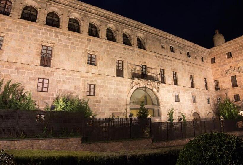 سوئیت پرزیدنت, Hostería Del Monasterio De San Millan