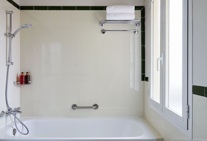 اتاق استاندارد با تخت دوبل, Indigo Madrid Princesa, An Ihg