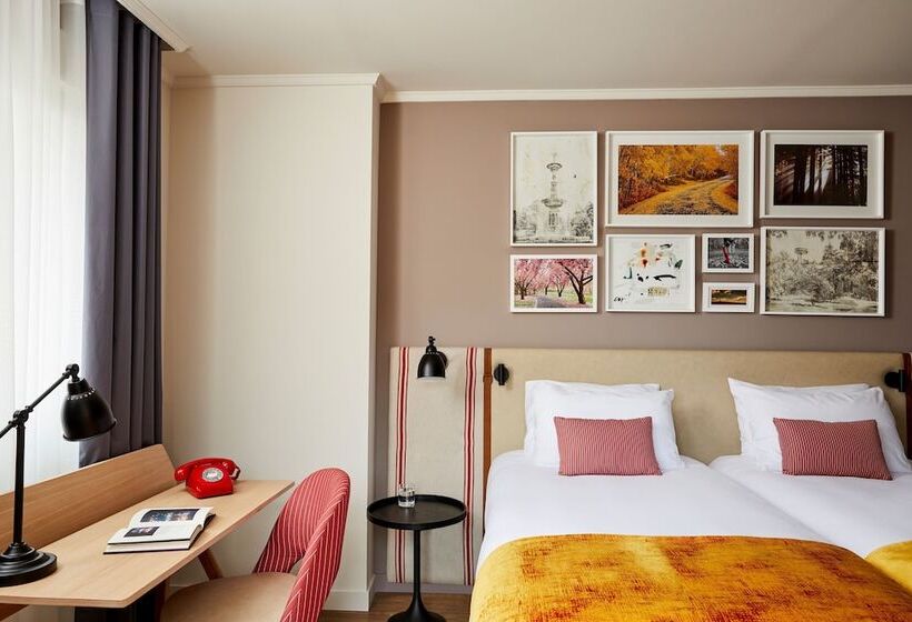 اتاق استاندارد با تخت دوبل, Indigo Madrid Princesa, An Ihg