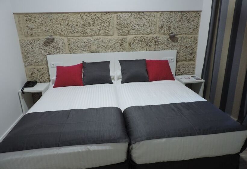 이코노미 룸, Junquera