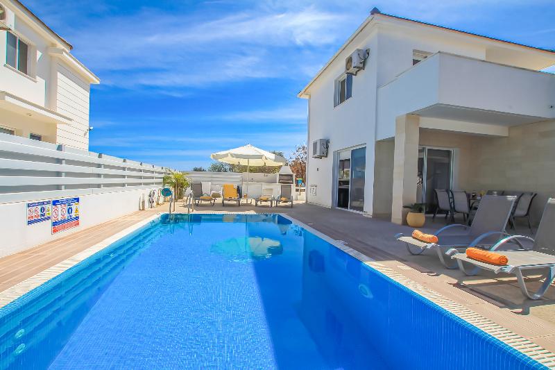 スタンダードトリプルルーム, Hostal Las Vegas