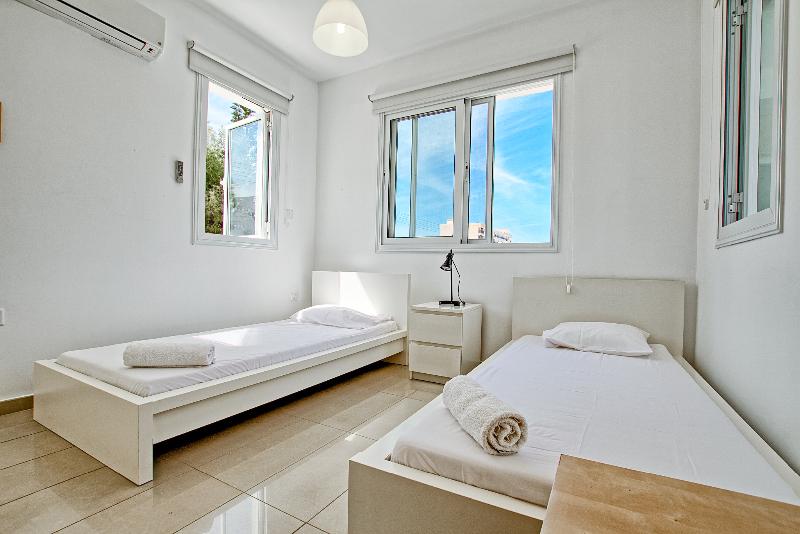 スタンダードトリプルルーム, Hostal Las Vegas