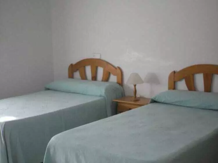Standard Kolmen Hengen Huone, Los Narejos