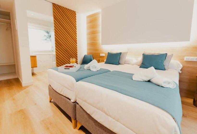 标准间带阳台, Lotus