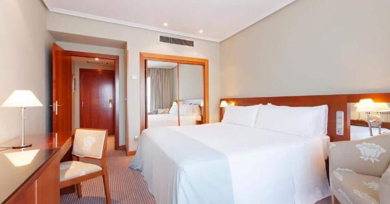 اتاق استاندارد سه نفره, Madrid Alameda Aeropuerto, Affiliated By Meliá