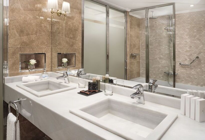 سوییت, Melia Castilla