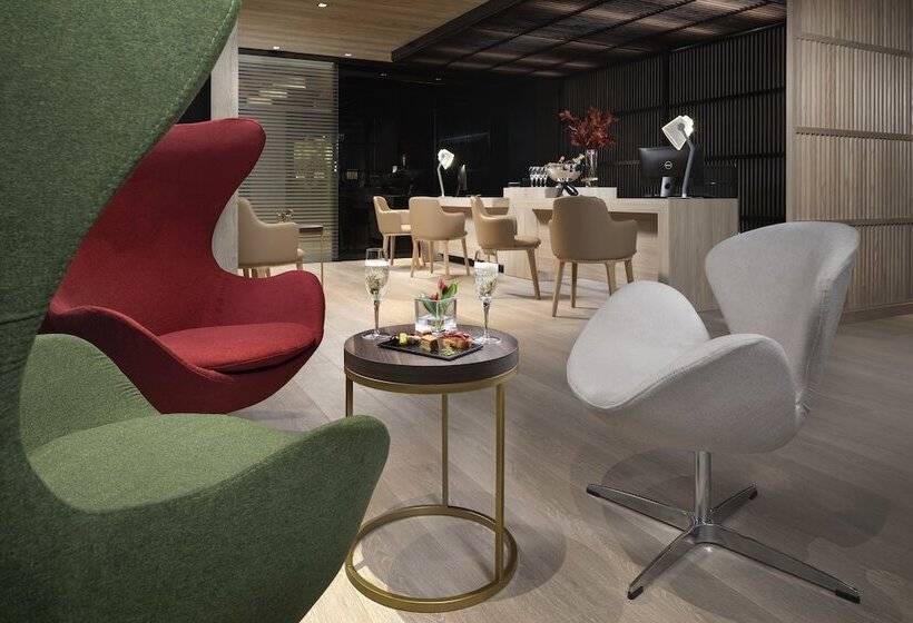 سوییت, Melia Castilla