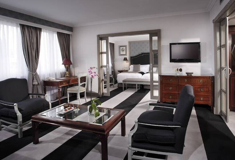 سوییت, Melia Castilla