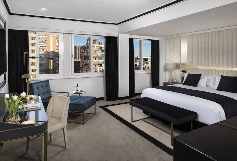 اتاق پریمیوم سه تخته, Melia Castilla