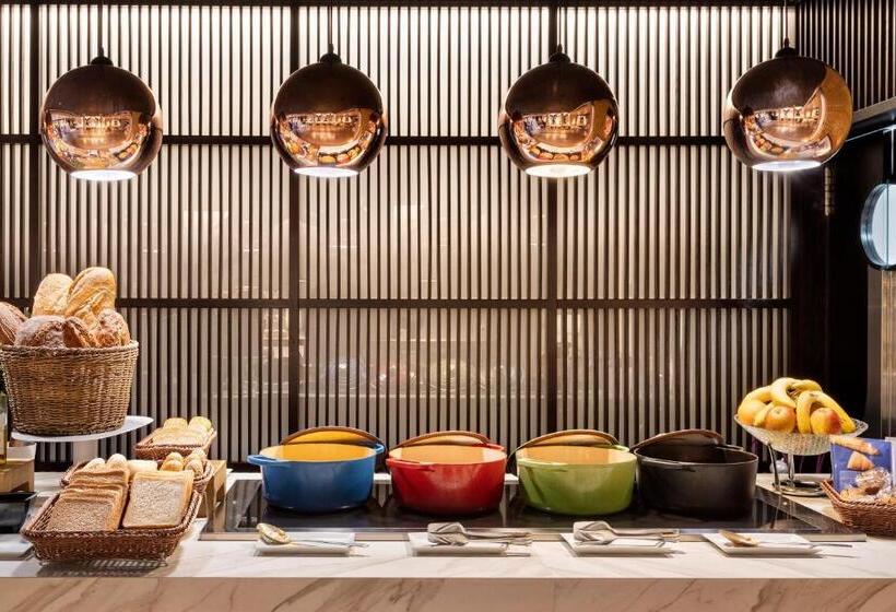 سوییت, Melia Castilla