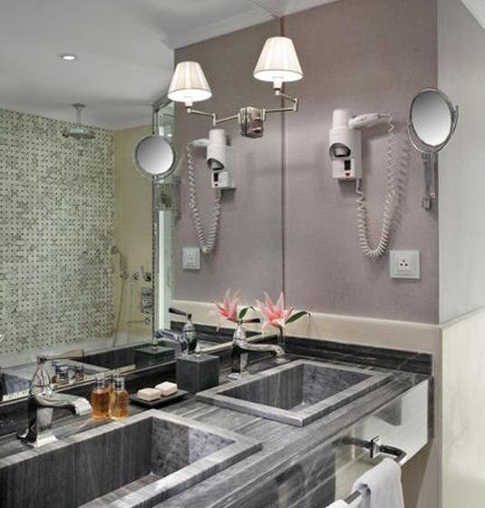 سوییت, Melia Castilla